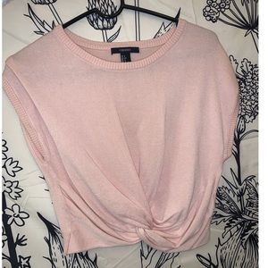Cropped light pink twisted front tank top S